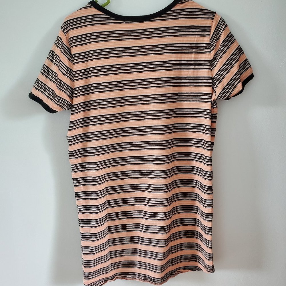 Short sleeve striped dress - Picture 2 of 3